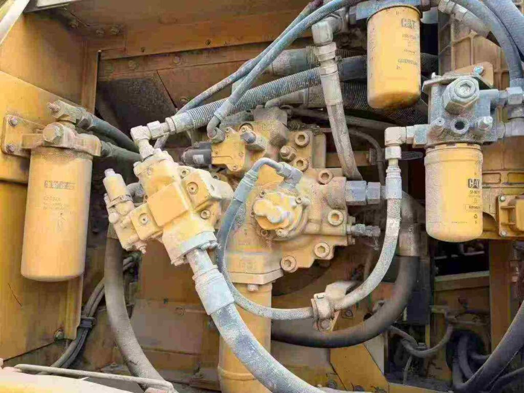 CAT 336D2 used excavator photo 5
