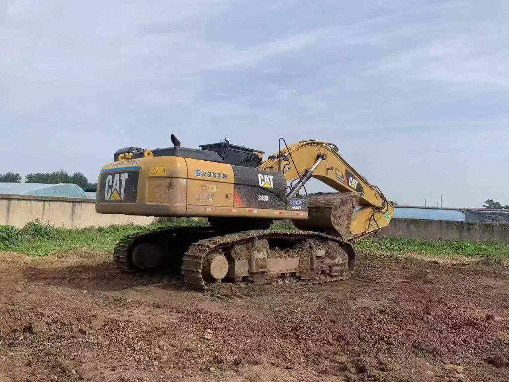 CAT 340D2L used excavator photo 3