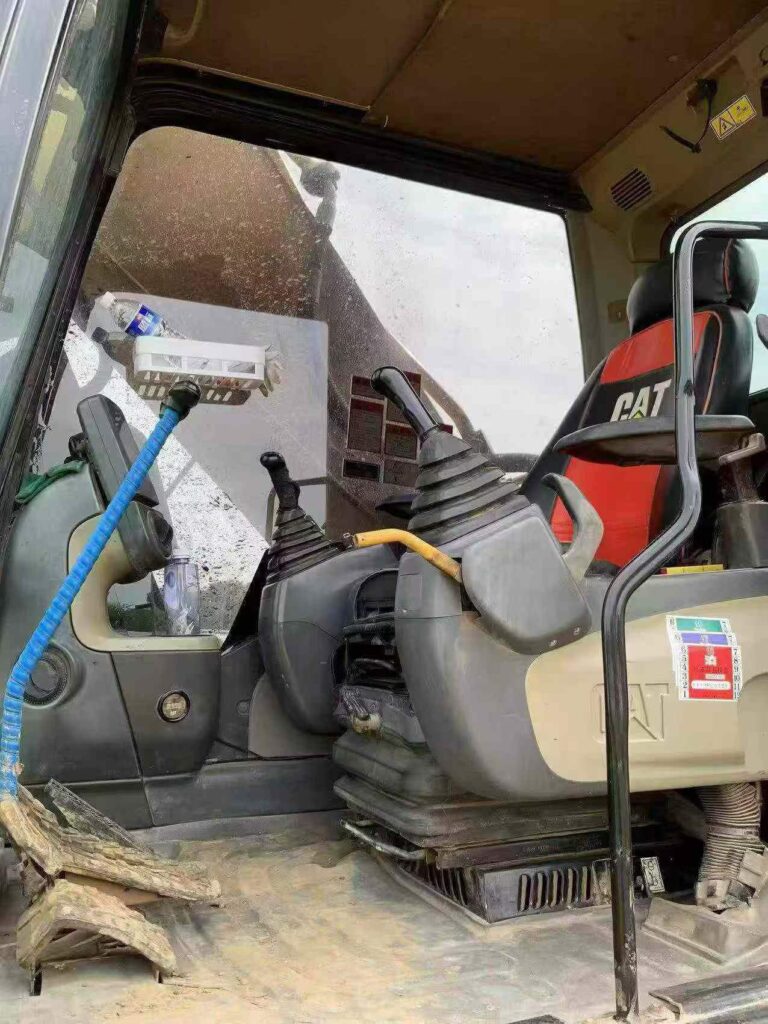 CAT 340D2L used excavator photo 5