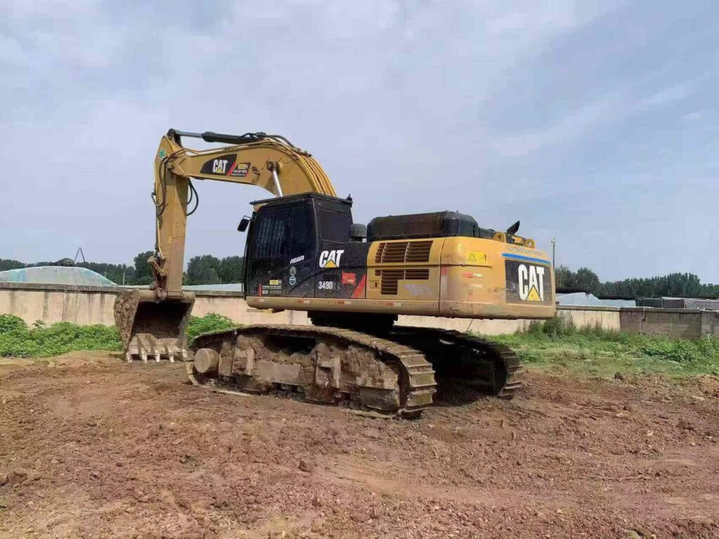 CAT 340D2L used excavator photo 2