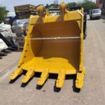 CAT 349 Excavator Bucket spare parts photo 1