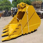 CAT 349 Excavator Bucket spare parts photo 2