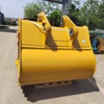 CAT 349 Excavator Bucket spare parts photo 3