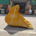 CAT 349 Excavator Bucket spare parts photo 4