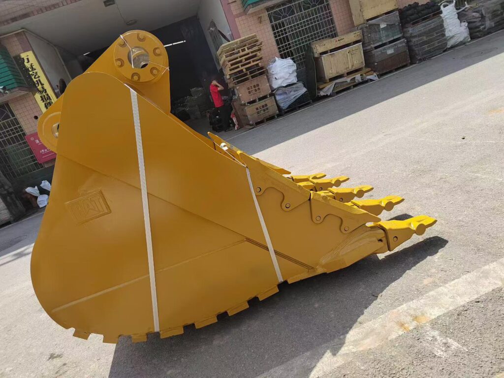 CAT 349 Excavator Bucket spare parts photo 6