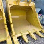 CAT 349 Excavator Bucket spare parts photo 2