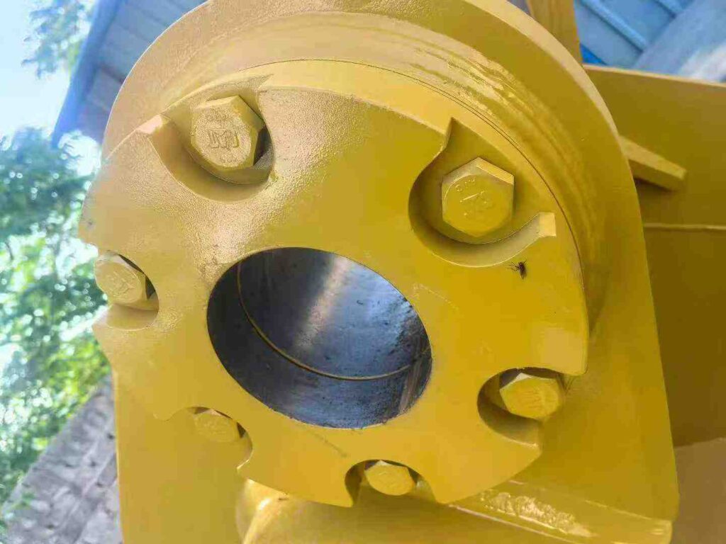 CAT 349 Excavator Bucket spare parts photo 4