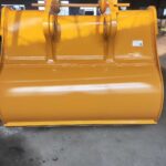 CAT 349 Excavator Bucket spare parts photo 3