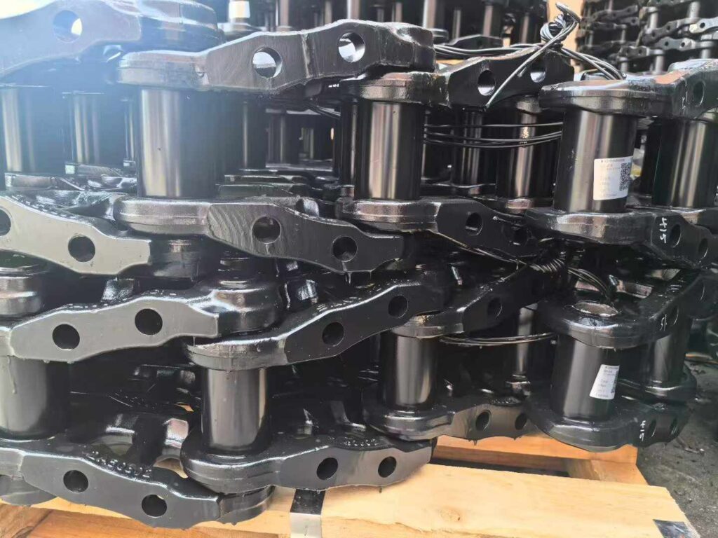 CAT 349, SANY 415, XCMG 370, VOLVO 480 Track Chain Assembly spare parts photo 3