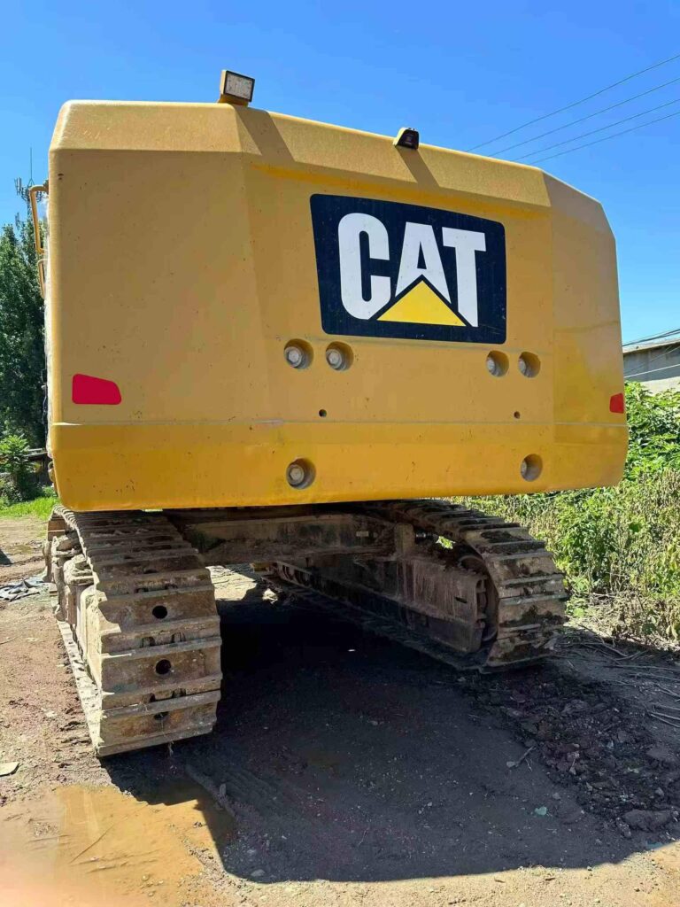 CAT 374 used excavator photo 2