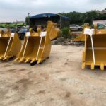 CAT Excavator Bucket spare parts photo 4