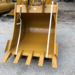 CAT Excavator Bucket spare parts photo 5