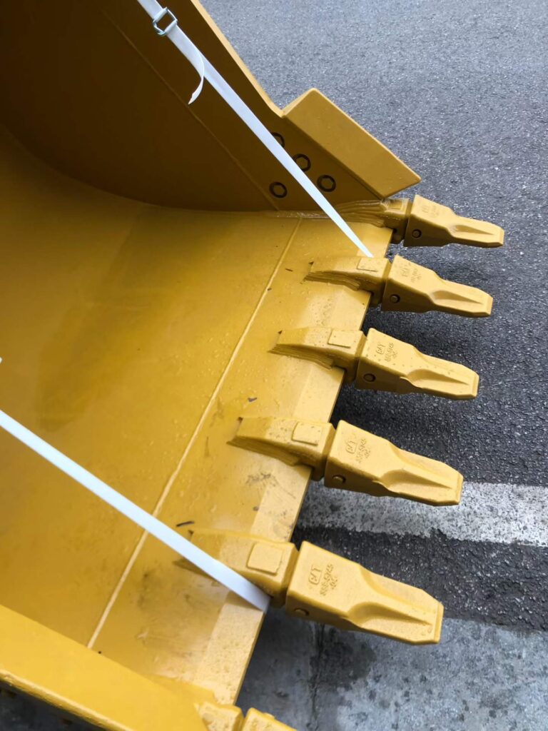 CAT Excavator Bucket spare parts photo 8
