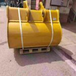 CAT Excavator Bucket spare parts photo 5