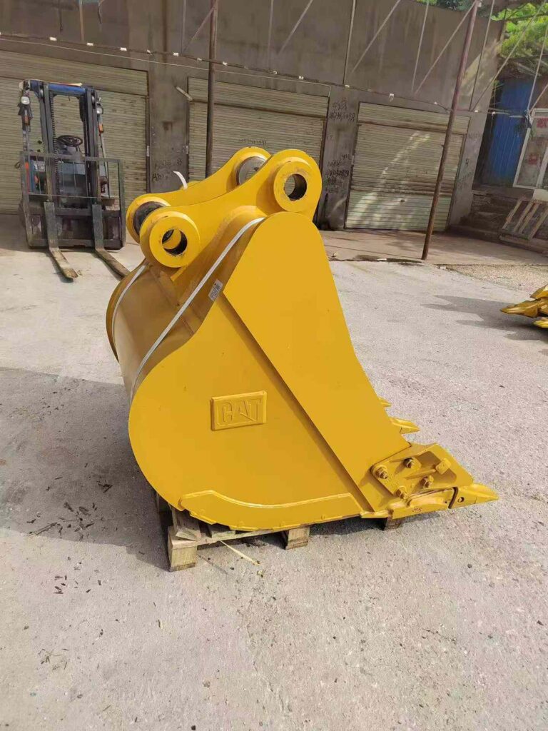 CAT Excavator Bucket spare parts photo 4