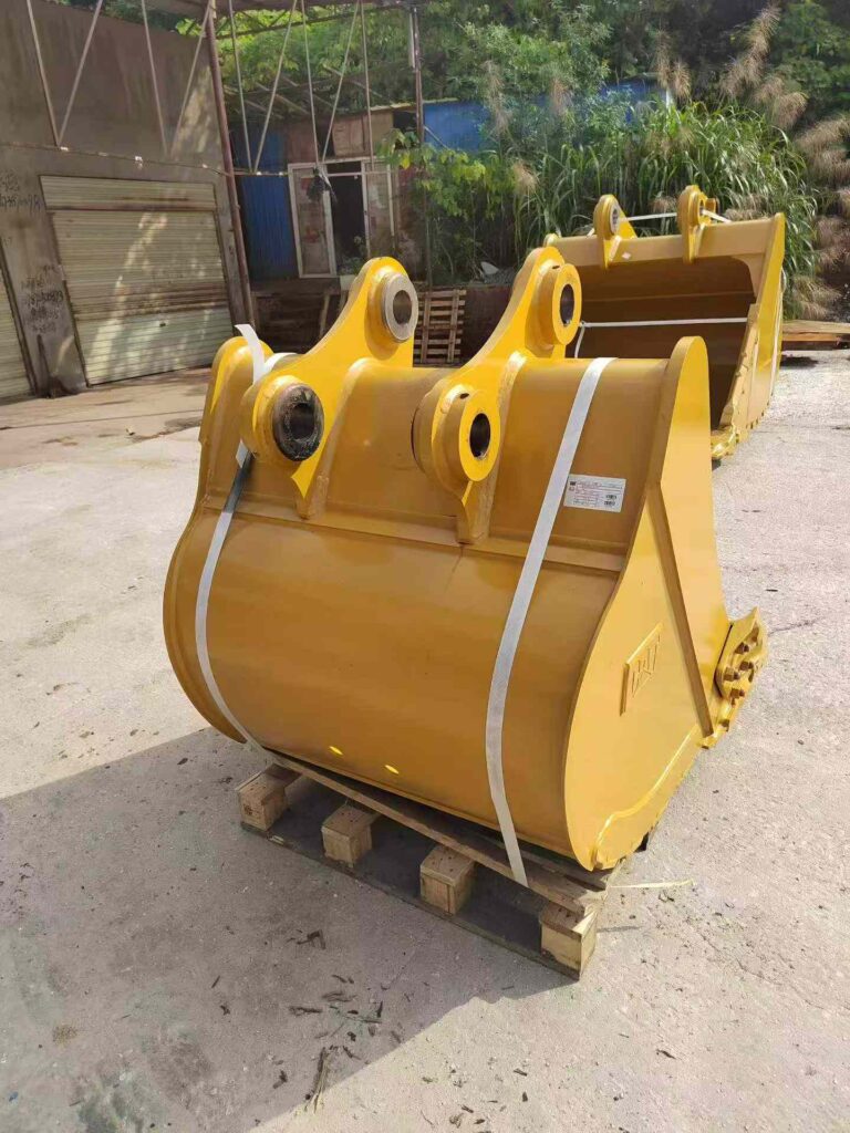 CAT Excavator Bucket spare parts photo 6