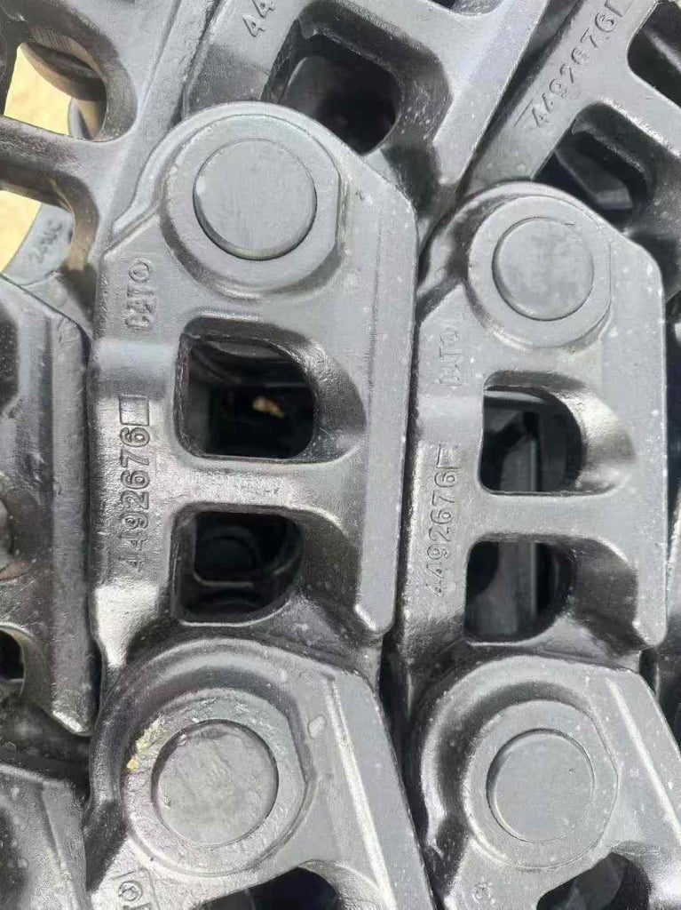 CAT Track Chain Assembly spare parts photo 2
