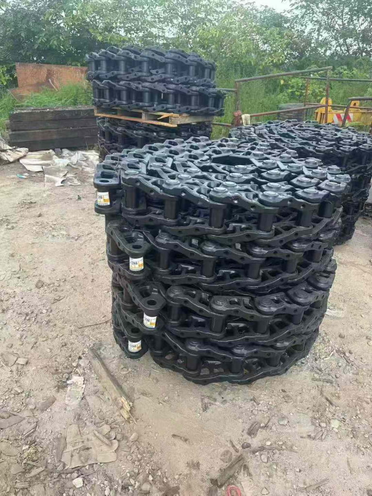 CAT Track Chain Assembly spare parts photo 4
