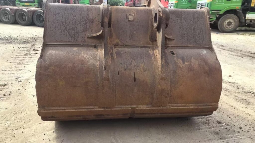 DOOSAN 520 Excavator Bucket spare parts photo 3