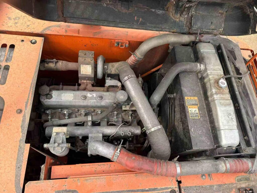 DOOSAN DH225-7 used excavator photo 9