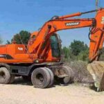 DOOSAN DX150 used excavator photo 4