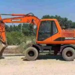 DOOSAN DX150 used excavator photo 5