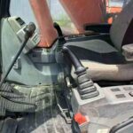 DOOSAN DX150 used excavator photo 6