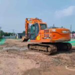 DOOSAN DX150 used excavator photo 1