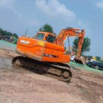 DOOSAN DX150 used excavator photo 3