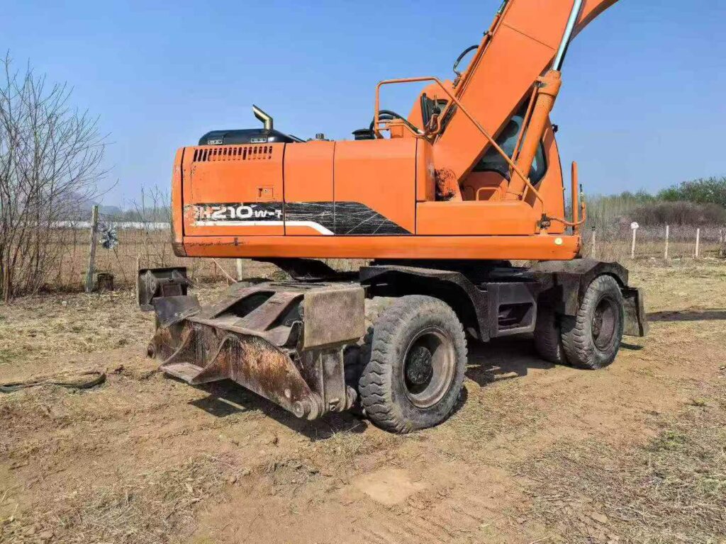 DOOSAN DX210-7W used excavator photo 5