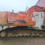 DOOSAN DX220-7 used excavator photo 2