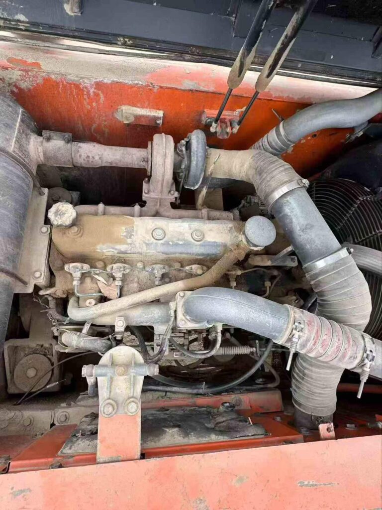 DOOSAN DX225 used excavator photo 8