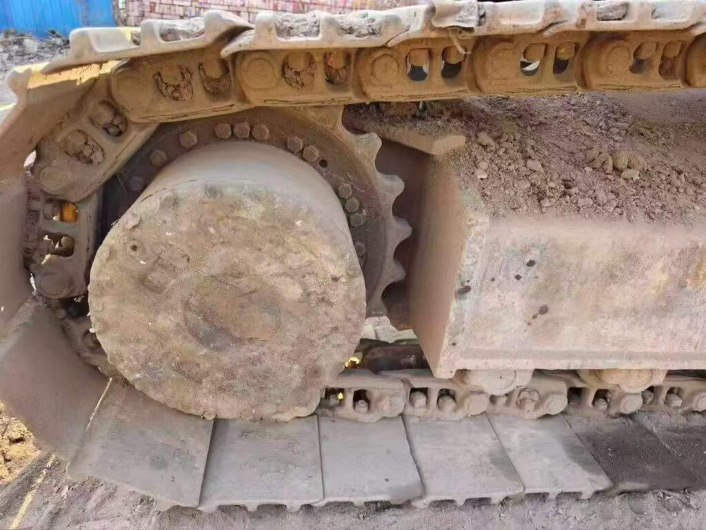 DOOSAN DX225-7 used excavator photo 9
