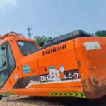 DOOSAN DX225-7 used excavator photo 1