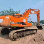 DOOSAN DX225-7 used excavator photo 3