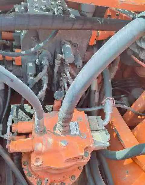 DOOSAN DX225-7 used excavator photo 9