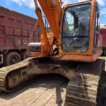 DOOSAN DX260 used excavator photo 3