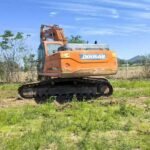 DOOSAN DX260 used excavator photo 5