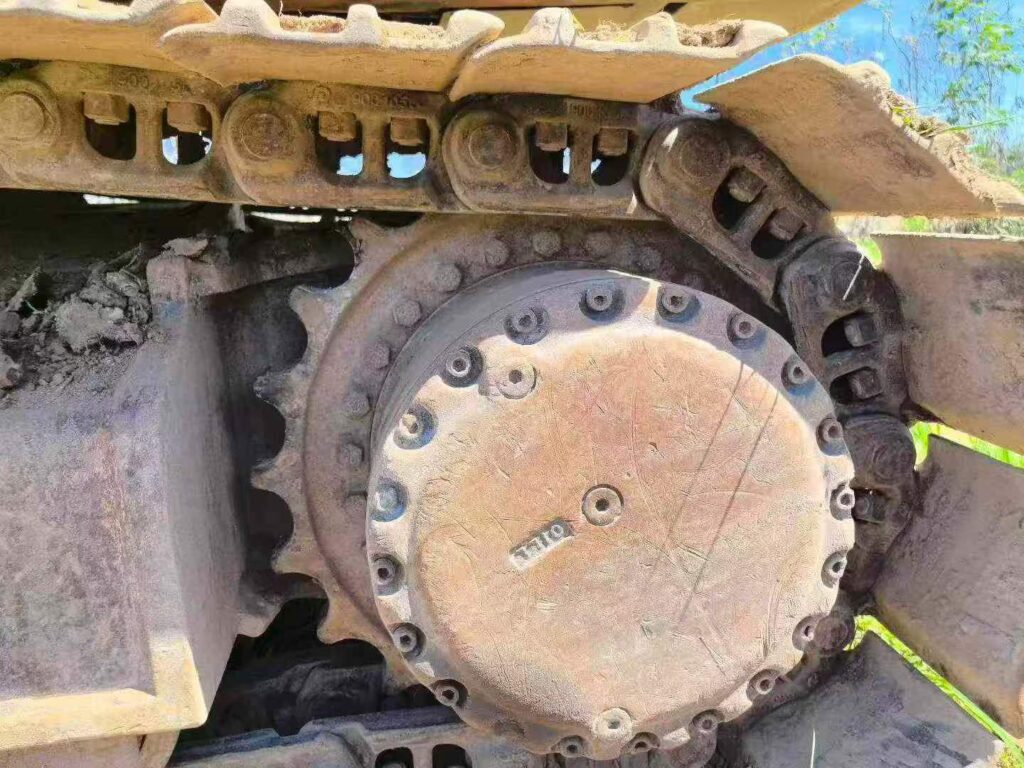 DOOSAN DX260 used excavator photo 9