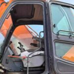 DOOSAN DX260 used excavator photo 8