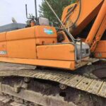 DOOSAN DX260 used excavator photo 1