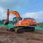 DOOSAN DX260 used excavator photo 4