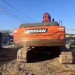 DOOSAN DX300 used excavator photo 2