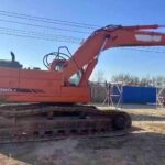 DOOSAN DX300 used excavator photo 3