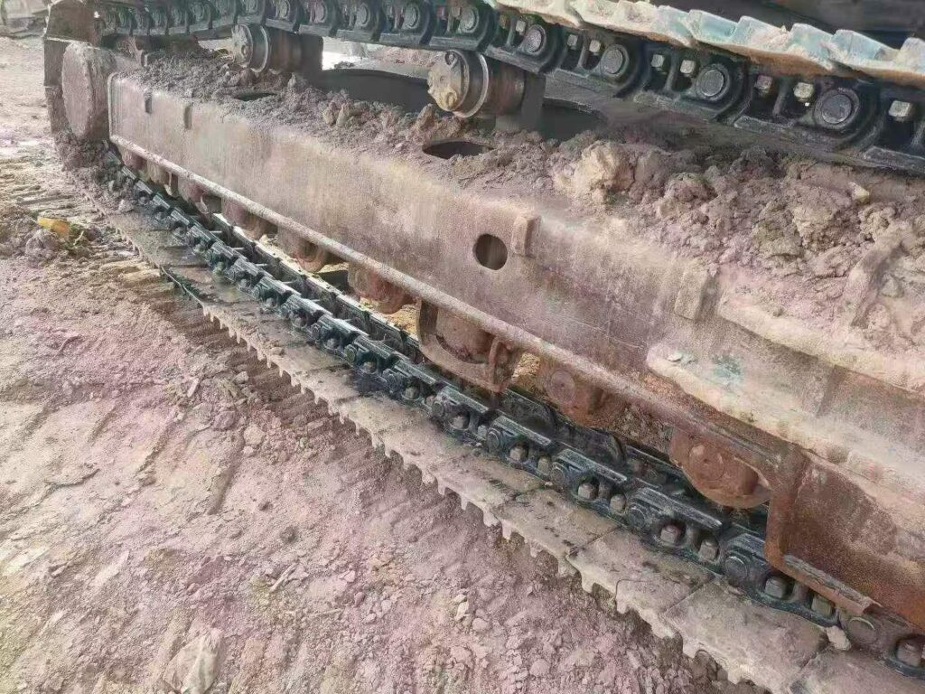 DOOSAN DX300 used excavator photo 9