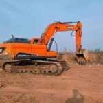 DOOSAN DX300-9C used excavator photo 4