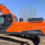 DOOSAN DX340-9C used excavator photo 4