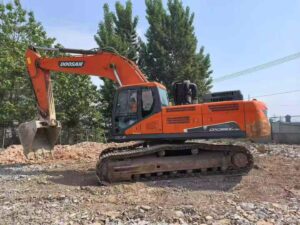 DOOSAN DX380-9C used excavator photo 1