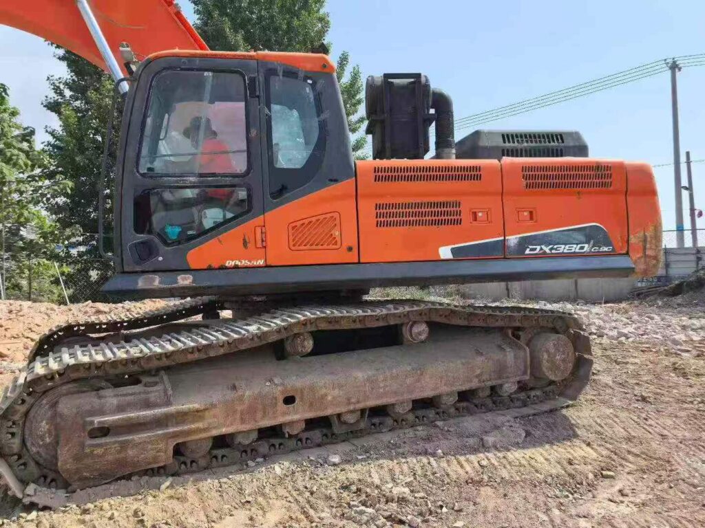 DOOSAN DX380-9C used excavator photo 2