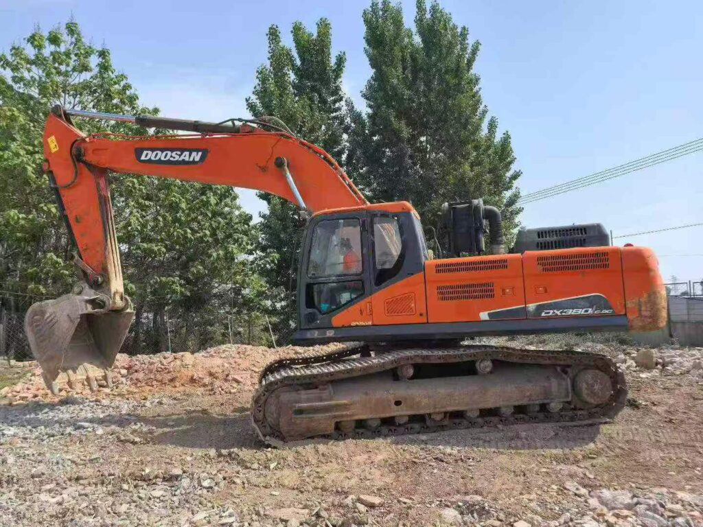 DOOSAN DX380-9C used excavator photo 3